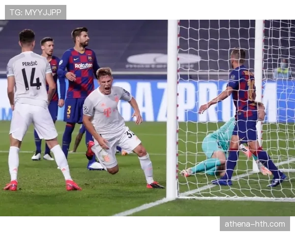 克鲁伊夫阵型如何重塑现代足球战术格局